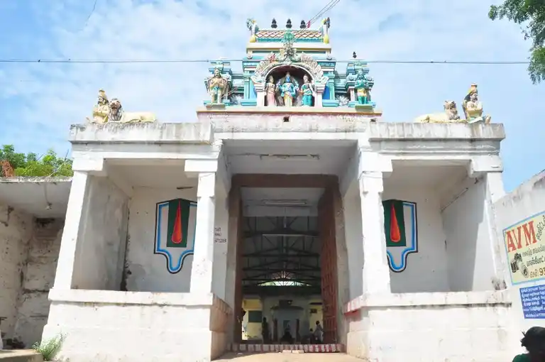 Arulmigu Srinivasa Perumal Temple, Appanthirupathy - 625301 அருள்மிகு ஸ்ரீனிவாசப் பெருமாள் திருக்கோயில், அப்பன்திருப்பதி - 625301, Madurai - Ancient Temple Architecture and History Image 4