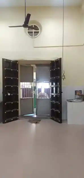 Arulmigu Srinivasa Perumal Temple, Chikkarasampalayam, Mettupalayam - 641301 Arulmigu Srinivasa Perumal Temple, Chikkarasampalayam, Mettupalayam - 641301, Coimbatore - Ancient Temple Architecture and History Image 2