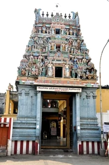 அருள்மிகு சீனிவாசப் பெருமாள் திருக்கோயில், எழும்பூர், சென்னை - 600008