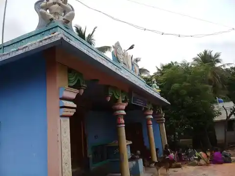 Arulmigu Srinivasa Perumal Temple, Karupur - 613101 அருள்மிகு சீனிவாசப்பெருமாள் திருக்கோயில், கருப்பூர் - 613101, Thanjavur - Ancient Temple Architecture and History Image 3