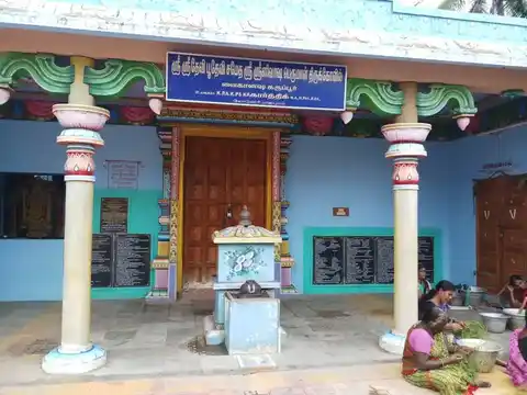 Arulmigu Srinivasa Perumal Temple, Karupur - 613101 அருள்மிகு சீனிவாசப்பெருமாள் திருக்கோயில், கருப்பூர் - 613101, Thanjavur - Ancient Temple Architecture and History Image 8