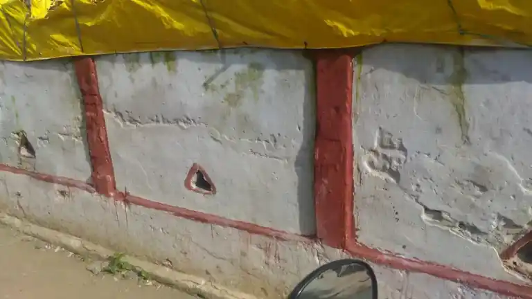 Arulmigu Srinivasa Perumal Temple, Kolapancherry - 600072 அருள்மிகு சீனிவாசப்பெருமாள் திருக்கோயில், Kolapancherry - 600072, Tiruvallur - Ancient Temple Architecture and History Image 2