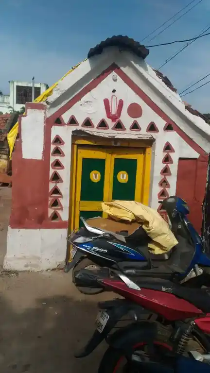 Arulmigu Srinivasa Perumal Temple, Kolapancherry - 600072 அருள்மிகு சீனிவாசப்பெருமாள் திருக்கோயில், Kolapancherry - 600072, Tiruvallur - Ancient Temple Architecture and History Image 3