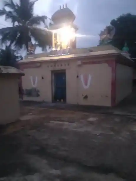 Arulmigu Srinivasa Perumal Temple, Mathur - 631701 அருள்மிகு சீனிவாசப்பெருமாள் திருக்கோயில், Mathur - 631701, Tiruvannamalai - Ancient Temple Architecture and History Image 2