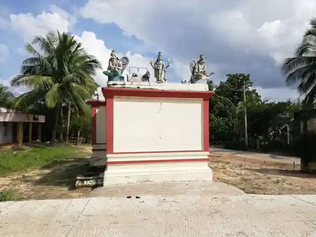 Arulmigu Srinivasa Perumal Temple, Minnal Chithamur - 603307 அருள்மிகு சீனிவாசப்பெருமாள் திருக்கோயில், Minnal Chithamur, Minnal Chithamur - 603307, Chengalpattu - Ancient Temple Architecture and History Image 3