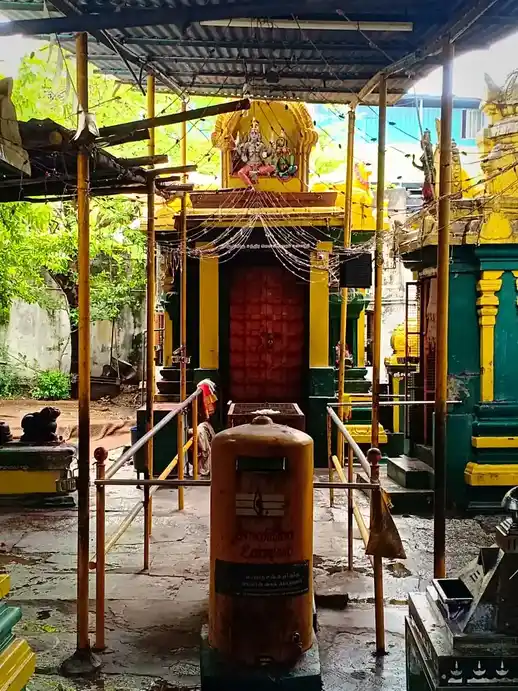 Arulmigu Srinivasa Perumal Temple, Pallavaram, Chennai - 600043 அருள்மிகு சீனிவாசப் பெருமாள் திருக்கோயில், பல்லாவரம், சென்னை - 600043, Chengalpattu - Ancient Temple Architecture and History Image 4