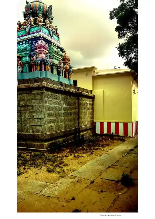 Arulmigu Srinivasa Perumal Temple, Surandai - 627589 அருள்மிகு ஸ்ரீநிவாச பெருமாள் திருக்கோயில், Surandai - 627589, Tenkasi - Ancient Temple Architecture and History Image 4