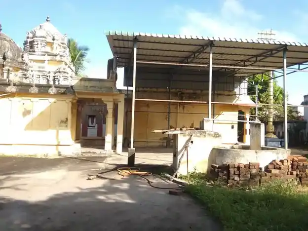 Arulmigu Srinivasa Perumal Temple, Venpakkam - 603111 அருள்மிகு சீனிவாசப்பெருமாள் திருக்கோயில், வெண்பாக்கம் - 603111, Chengalpattu - Ancient Temple Architecture and History Image 6