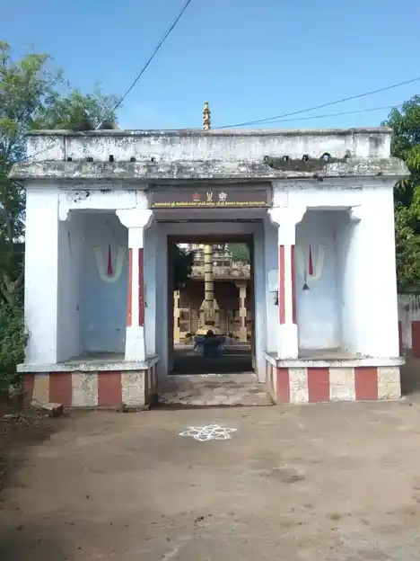 Arulmigu Srinivasa Perumal Temple, Venpakkam - 603111 அருள்மிகு சீனிவாசப்பெருமாள் திருக்கோயில், வெண்பாக்கம் - 603111, Chengalpattu - Ancient Temple Architecture and History Image 9