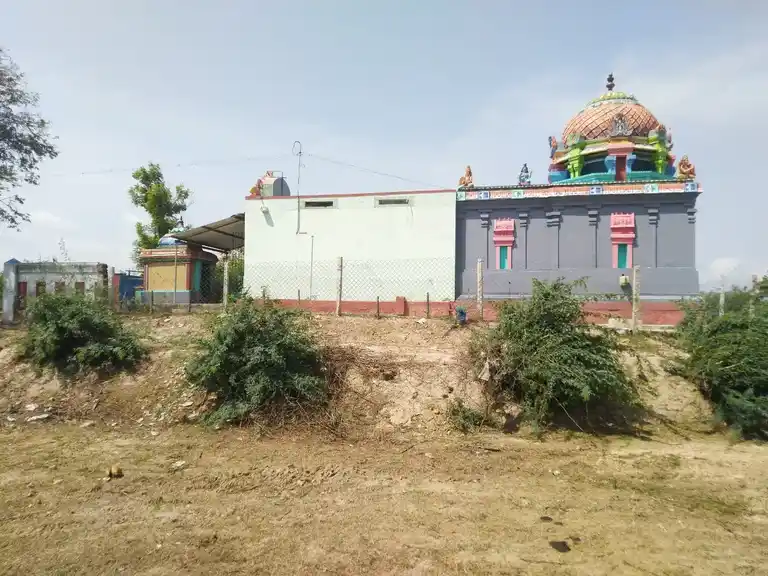 Arulmigu Srinivasaparumal Temple, Umbalacheri - 614711 அருள்மிகு சீனிவாசப்பெருமாள் திருக்கோயில், Umbalacheri - 614711, Nagapattinam - Ancient Temple Architecture and History Image 4