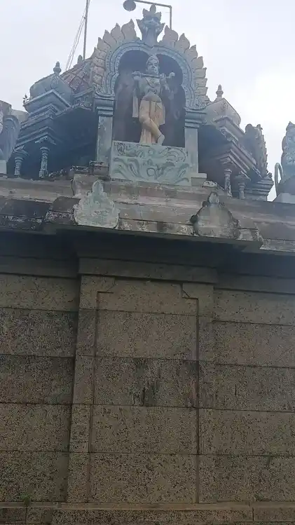 Arulmigu Srinivasaperumal Temple, Aalathudaiyanpatti - 621010 Arulmigu Srinivasaperumal Temple, Aalathudaiyanpatti - 621010, Thiruchirappalli - Ancient Temple Architecture and History Image 3