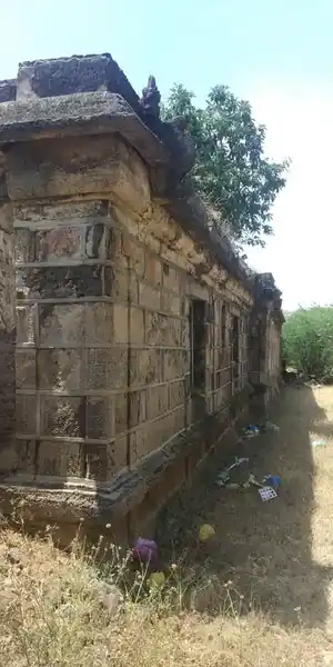 Arulmigu Srinivasaperumal Temple, Agasthiyar Theertham - 623532 அருள்மிகு ஸ்ரீனிவாசப்பெருமாள் திருக்கோயில், அகஸ்தியர்தீர்த்தம் - 623532, Ramanathapuram - Ancient Temple Architecture and History Image 3