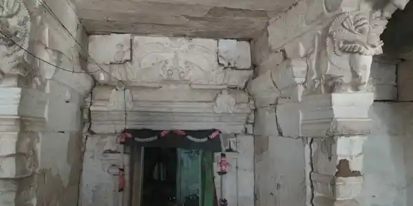 Arulmigu Srinivasaperumal Temple, Agasthiyar Theertham - 623532 அருள்மிகு ஸ்ரீனிவாசப்பெருமாள் திருக்கோயில், அகஸ்தியர்தீர்த்தம் - 623532, Ramanathapuram - Ancient Temple Architecture and History Image 6