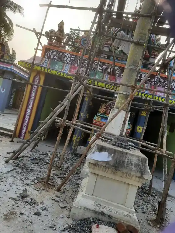 Arulmigu Srinivasaperumal Temple, Centre Of The Village, Orakkadu - 600067 அருள்மிகு சீனிவாசப்பெருமாள் திருக்கோயில், Centre Of The Village, Orakkadu - 600067, Tiruvallur - Ancient Temple Architecture and History Image 3