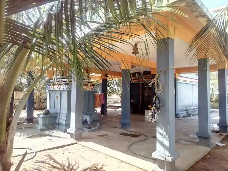 Arulmigu Srinivasaperumal Temple, Idaiyathimangalam - 614620