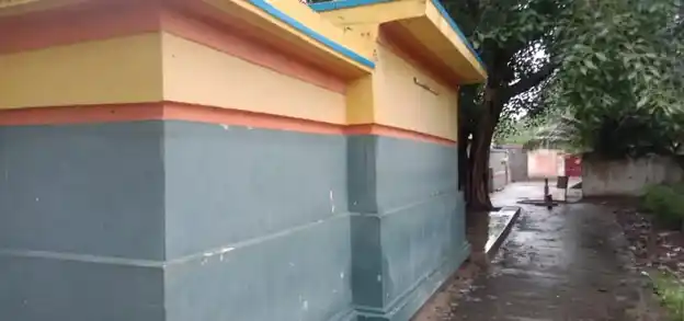 Arulmigu Srinivasaperumal Temple, Inside The Village, Lakshminathapuram - 602001 Arulmigu Srinivasaperumal Temple, Inside The Village, Lakshminathapuram - 602001, Tiruvallur - Ancient Temple Architecture and History Image 4