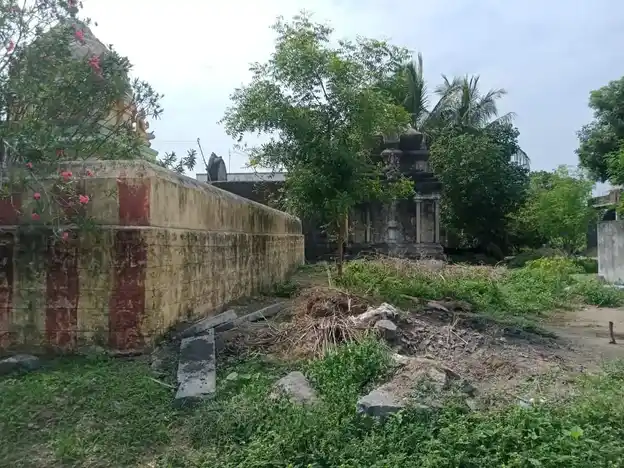 Arulmigu Srinivasaperumal Temple, Kizhvailamur - 604205 Arulmigu Srinivasaperumal Temple, Kizhvailamur - 604205, Viluppuram - Ancient Temple Architecture and History Image 9