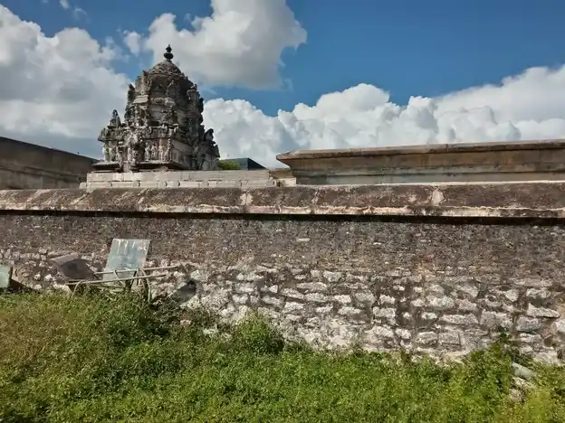 Arulmigu Srinivasaperumal Temple, Parindhal - 606305 அருள்மிகு சீனுவாசப்பெருமாள் திருக்கோயில், பரிந்தல் - 606305, Kallakurichi - Ancient Temple Architecture and History Image 4