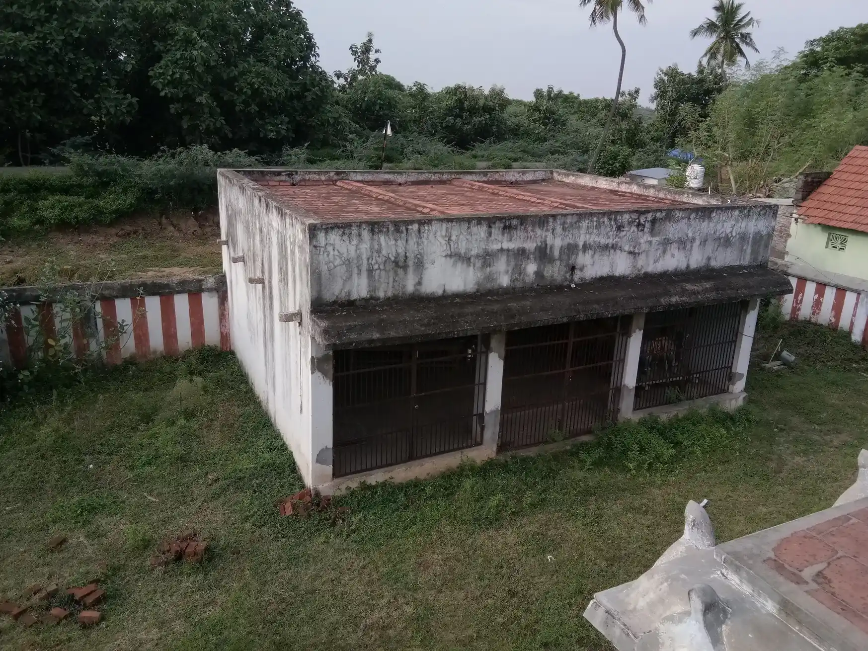 Arulmigu Srinivasaperumal Temple, Puthur - 614202 அருள்மிகு சீனிவாசபெருமாள் திருக்கோயில், Puthur - 614202, Thanjavur - Ancient Temple Architecture and History Image 2