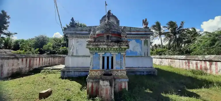 Arulmigu Srinivasaperumal Temple, Varambiyam - 614715 அருள்மிகு சீனிவாசப்பெருமாள் திருக்கோயில், வரம்பியம் - 614715, Thiruvarur - Ancient Temple Architecture and History Image 4