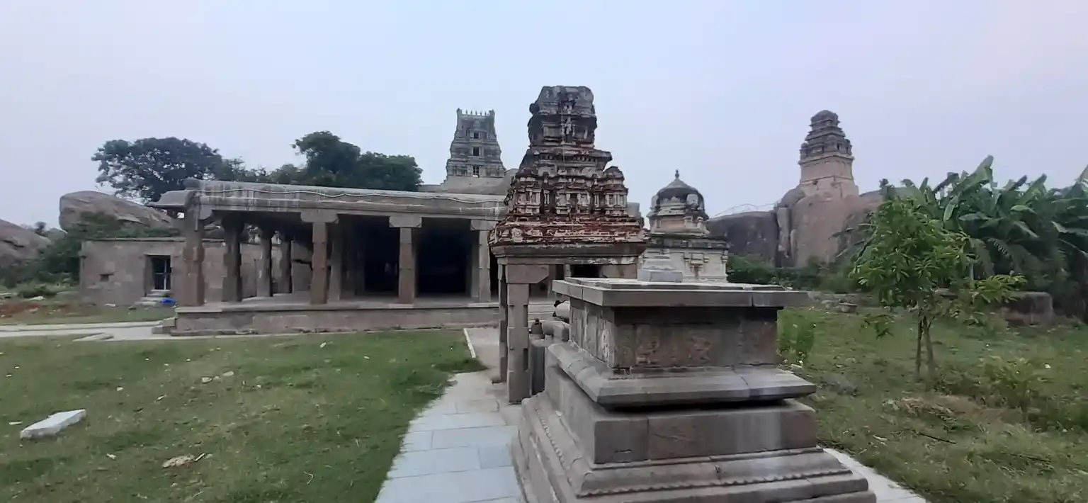 Arulmigu Sthambeswarar Temple, Seyamangalam - 604401 அருள்மிகு ஸ்தம்பேஸ்வரர் திருக்கோயில், Seyamangalam - 604401, Tiruvannamalai - Ancient Temple Architecture and History Image 6