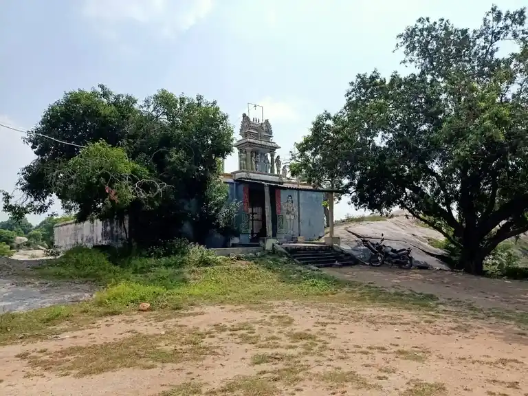 Arulmigu Subbramaniyaswamy Temple, Vadakaraithaazhanur - 605752 Temple