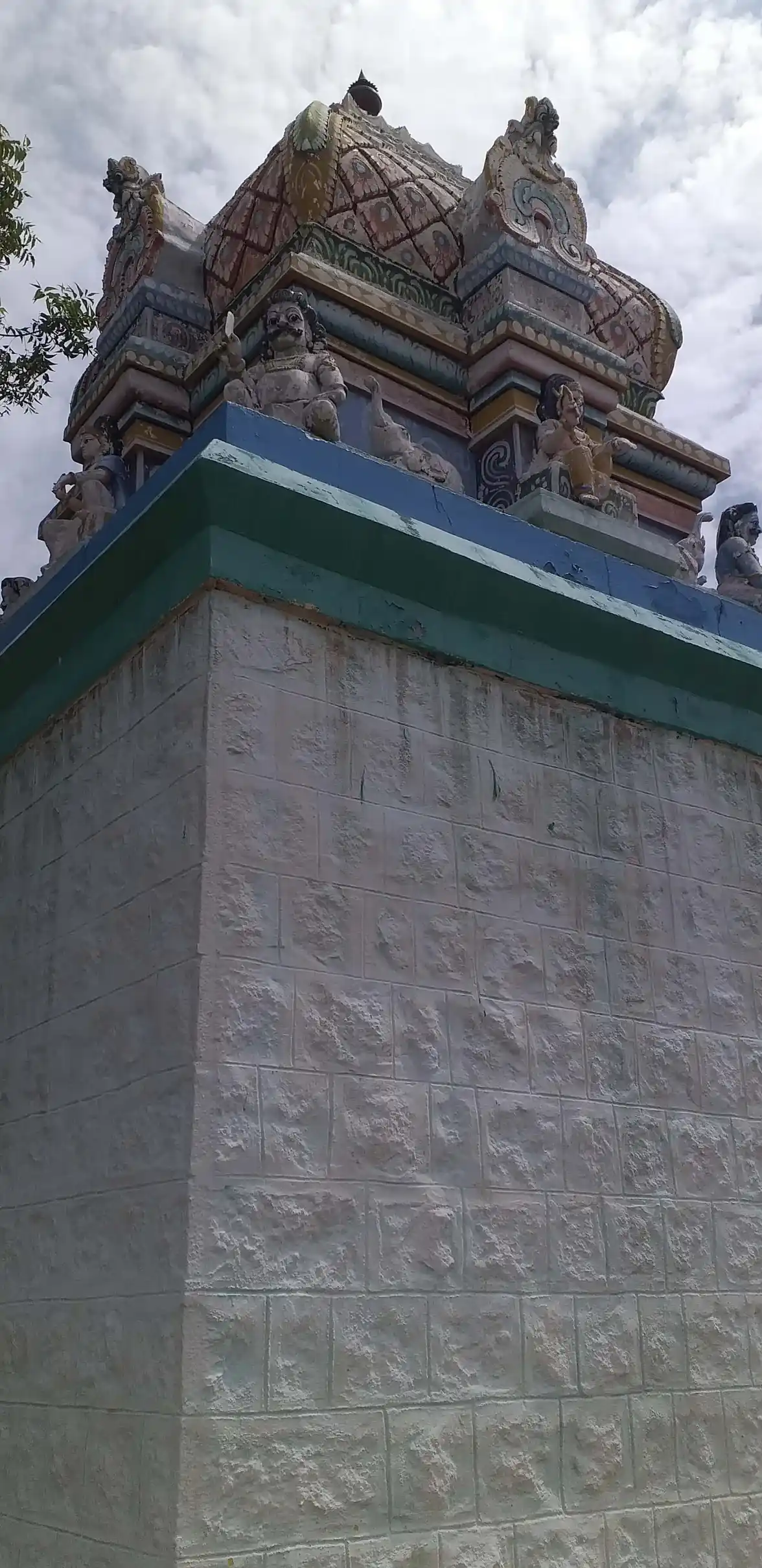 Arulmigu Subiramaniyasamy Temple, Ponnadaipatti - 630410 அருள்மிகு. சுப்பிரமணியசாமி திருக்கோயில், Ponnadaipatti - 630410, Sivagangai - Ancient Temple Architecture and History Image 3