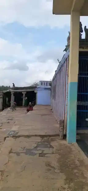 Arulmigu Subramania Swamy Temple, Kurukkuthurai - 627006 அருள்மிகு சுப்பிரமணிய சுவாமி திருக்கோயில், Kurukkuthurai - 627006, Tirunelveli - Ancient Temple Architecture and History Image 4