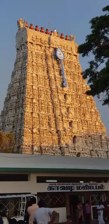 Arulmigu Subramania Swamy Temple, Tiruchendur - 628215 (அருள்மிகு சுப்பிரமணியசுவாமி திருக்கோயில், திருச்செந்தூர் - 628215), திருச்செந்தூர், Thoothukudi - Ancient Temple in Tamil Nadu