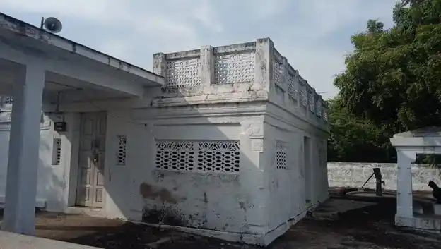 Arulmigu Subramaniasamy Temple, Pattithevanpatti - 628907 அருள்மிகு சுப்பிரமணியசாமி திருக்கோயில், Pattithevanpatti - 628907, Thoothukudi - Ancient Temple Architecture and History Image 3