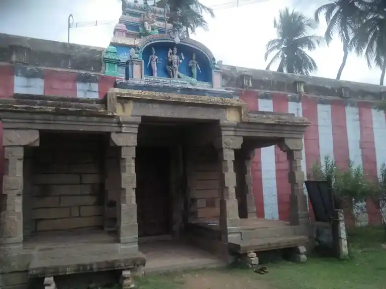Arulmigu Subramaniaswamy Temple, Kallidaikurichi - 627416 Arulmigu Subramaniaswamy Temple, Kallidaikurichi - 627416, Tirunelveli - Ancient Temple Architecture and History Image 3