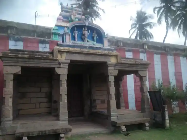 Arulmigu Subramaniaswamy Temple, Kallidaikurichi - 627416 Arulmigu Subramaniaswamy Temple, Kallidaikurichi - 627416, Tirunelveli - Ancient Temple Architecture and History Image 4