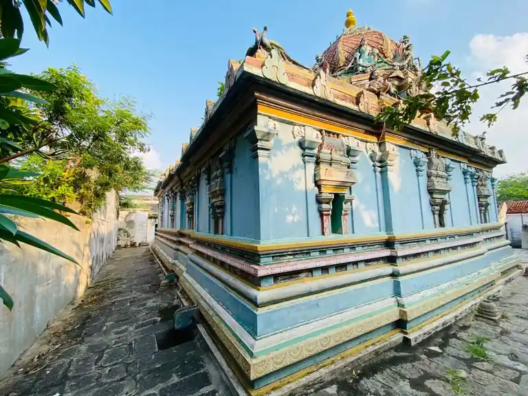Arulmigu Subramanisamy Temple, Pazhaverkadu - 601204 அருள்மிகு சுப்பிரமணியசுவாமி திருக்கோயில், பழவேற்காடு - 601204, Tiruvallur - Ancient Temple Architecture and History Image 5