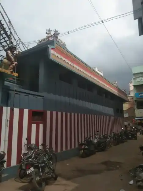 Arulmigu Subramaniya Swami Temple, Beripettai - 632004 அருள்மிகு சிவ சுப்பிரமணியர்சுவாமி திருக்கோயில், வேலூர் பழைய பேருந்து நிலையம் அருகில், பேரிப்பேட்டை - 632004, Vellore - Ancient Temple Architecture and History Image 4