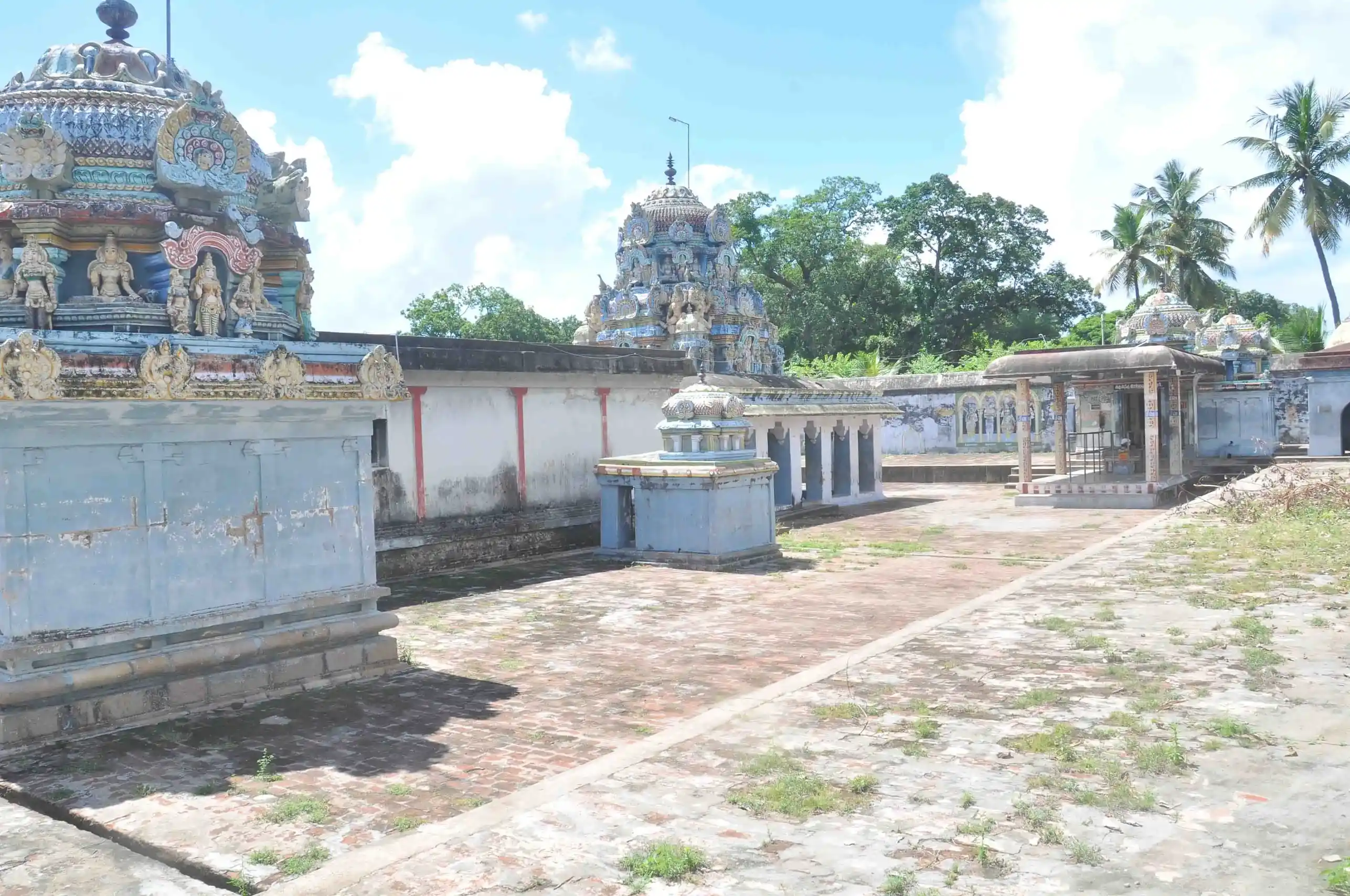 Arulmigu Subramaniya Swamy Temple, Perambur - 609402 அருள்மிகு சுப்பிரமணியசுவாமி திருக்கோயில், Perambur - 609402, Mayiladuthurai - Ancient Temple Architecture and History Image 7
