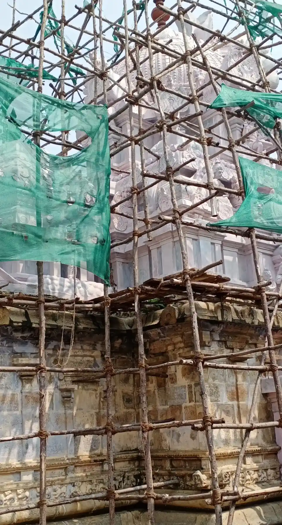 Arulmigu Subramaniya Swamy Temple, Thiruvidaikazhi - 609310 அருள்மிகு சுப்பிரமணியசுவாமி திருக்கோயில், Thiruvidaikazhi - 609310, Mayiladuthurai - Ancient Temple Architecture and History Image 2