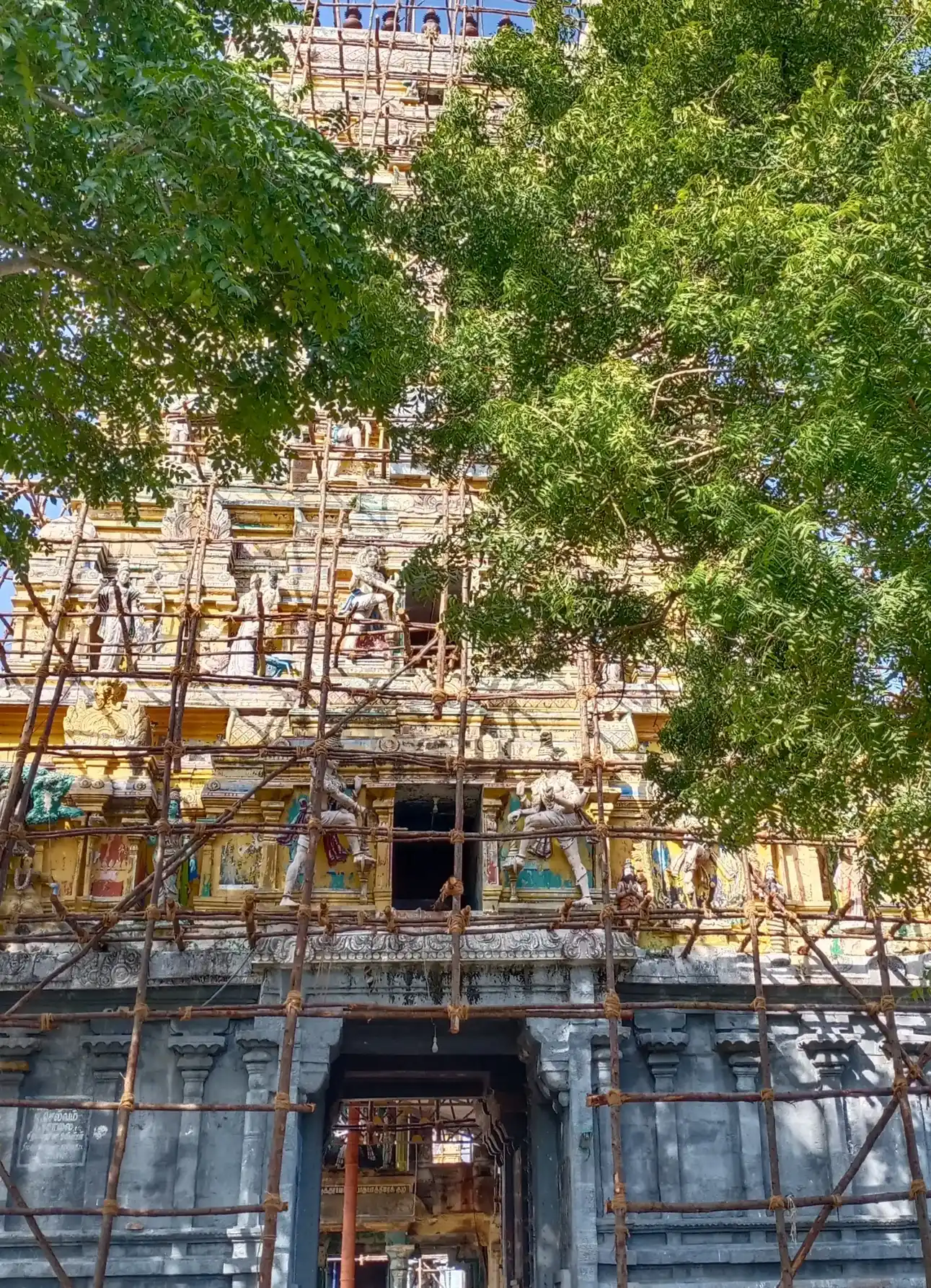 Arulmigu Subramaniya Swamy Temple, Thiruvidaikazhi - 609310 அருள்மிகு சுப்பிரமணியசுவாமி திருக்கோயில், Thiruvidaikazhi - 609310, Mayiladuthurai - Ancient Temple Architecture and History Image 4