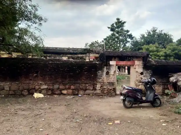 Arulmigu Subramaniya Swamy Temple, Uthappanayakkanur - 625537 அருள்மிகு சுப்பிரமணியசாமி திருக்கோயில், Uthappanayakkanur - 625537, Madurai - Ancient Temple Architecture and History Image 9