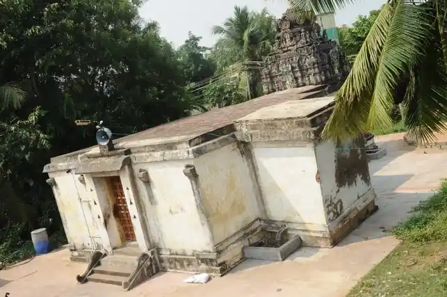Arulmigu Subramaniya Swamy Temple, Vijayangkuppam, Vijayangkuppam - 607204 அருள்மிகு சுப்பிரமணியசுவாமி திருக்கோயில், Vijayangkuppam, Vijayangkuppam - 607204, Kallakurichi - Ancient Temple Architecture and History Image 3