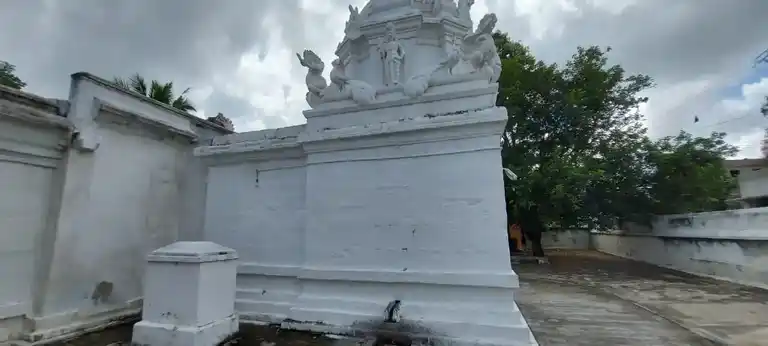 Arulmigu Subramaniya Temple, Kondapuram - 631102 அருள்மிகு சுப்பிரமணியசுவாமி திருக்கோயில், கொண்டாபுரம் - 631102, Ranipet - Ancient Temple Architecture and History Image 4