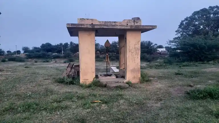 Arulmigu Subramaniyar Temple, Venganthur - 605402 அருள்மிகு சுப்பிரமணியர், அய்யனார், பிடாரி வகையறா திருக்கோயில், Venganthur - 605402, Viluppuram - Ancient Temple Architecture and History Image 2