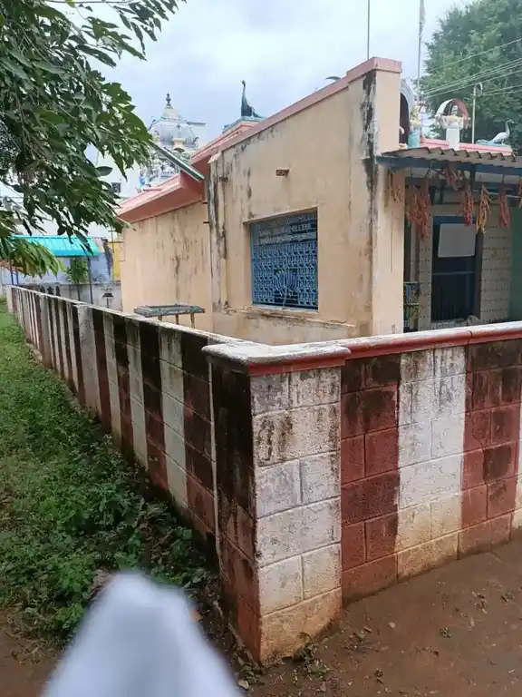 Arulmigu Subramaniyasamy Temple, Kalangani - 637014 அருள்மிகு சுப்பிரமணிய விநாயகர் சுவாமி திருக்கோயில், Kalangani - 637014, Namakkal - Ancient Temple Architecture and History Image 4