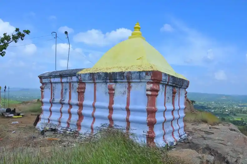 Arulmigu Subramaniyasamy Temple, Kaligoundanoor, Vellar - 636451 அருள்மிகு சுப்பிரமணியசுவாமி திருக்கோயில், Kaligoundanoor, Vellar - 636451, Salem - Ancient Temple Architecture and History Image 2