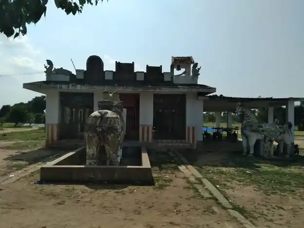 Arulmigu Subramaniyasamy Temple, Kovilur - 613301 அருள்மிகு சுப்பிரமணியசுவாமி திருக்கோயில், வேம்பன்பட்டி - 613301, Pudukkottai - Ancient Temple Architecture and History Image 2