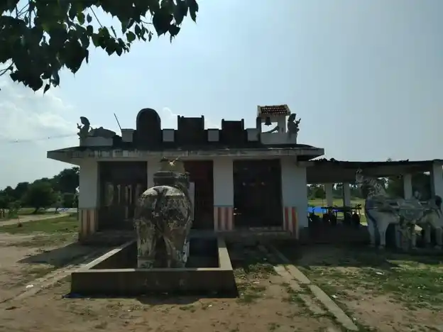 Arulmigu Subramaniyasamy Temple, Kovilur - 613301 அருள்மிகு சுப்பிரமணியசுவாமி திருக்கோயில், வேம்பன்பட்டி - 613301, Pudukkottai - Ancient Temple Architecture and History Image 5