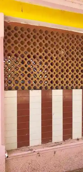 Arulmigu Subramaniyasamy Temple, Kulasekarapattanam - 628206 அருள்மிகு சுப்பிரமணிய சாமி திருக்கோயில், Kulasekarapattanam - 628206, Thoothukudi - Ancient Temple Architecture and History Image 2