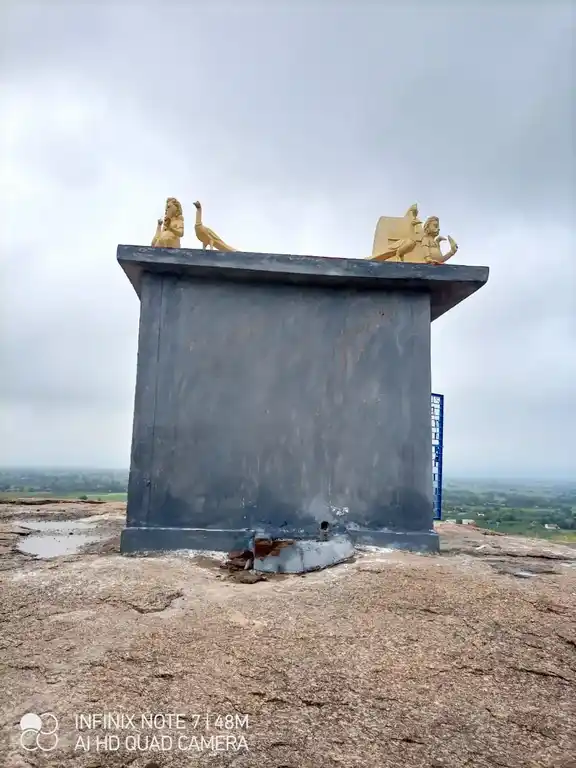 Arulmigu Subramaniyasamy Temple, Mattaparai - 621303 Arulmigu Subramaniyasamy Temple, Mattaparai - 621303, Thiruchirappalli - Ancient Temple Architecture and History Image 4