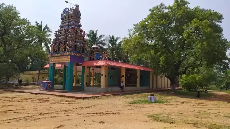 Arulmigu Subramaniyasamy Temple, Near Pond, Madathur - 627811 அருள்மிகு சுப்பிரமணியசுவாமி திருக்கோயில், -, Madathur - 627811, Tenkasi - Ancient Temple Architecture and History Image 3