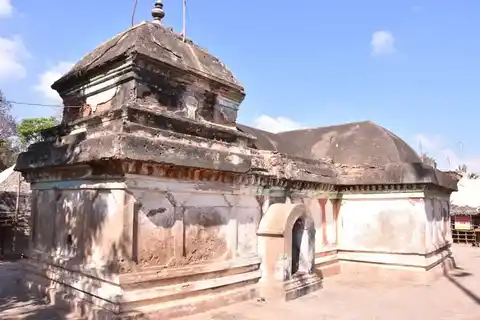 Arulmigu Subramaniyaswamy Temple, Aaduragaram - 607302 அருள்மிகு சுப்ரமணியசாமி திருக்கோயில், Aaduragaram - 607302, Cuddalore - Ancient Temple Architecture and History Image 2