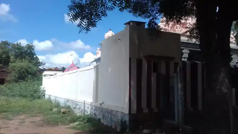 Arulmigu Subramaniyaswamy Temple, Ayyanarpuram - 626102 அருள்மிகு சுப்பிரமணியசுவாமி திருக்கோயில், அய்யனார்புரம் - 626102, Virudhunagar - Ancient Temple Architecture and History Image 2